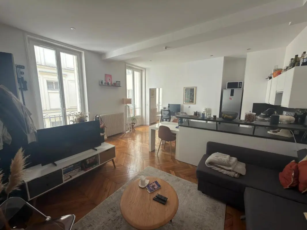 Appartement Rue de Rome à Paris