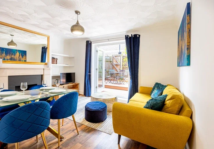 Flat Windsor Terrace in Greater London