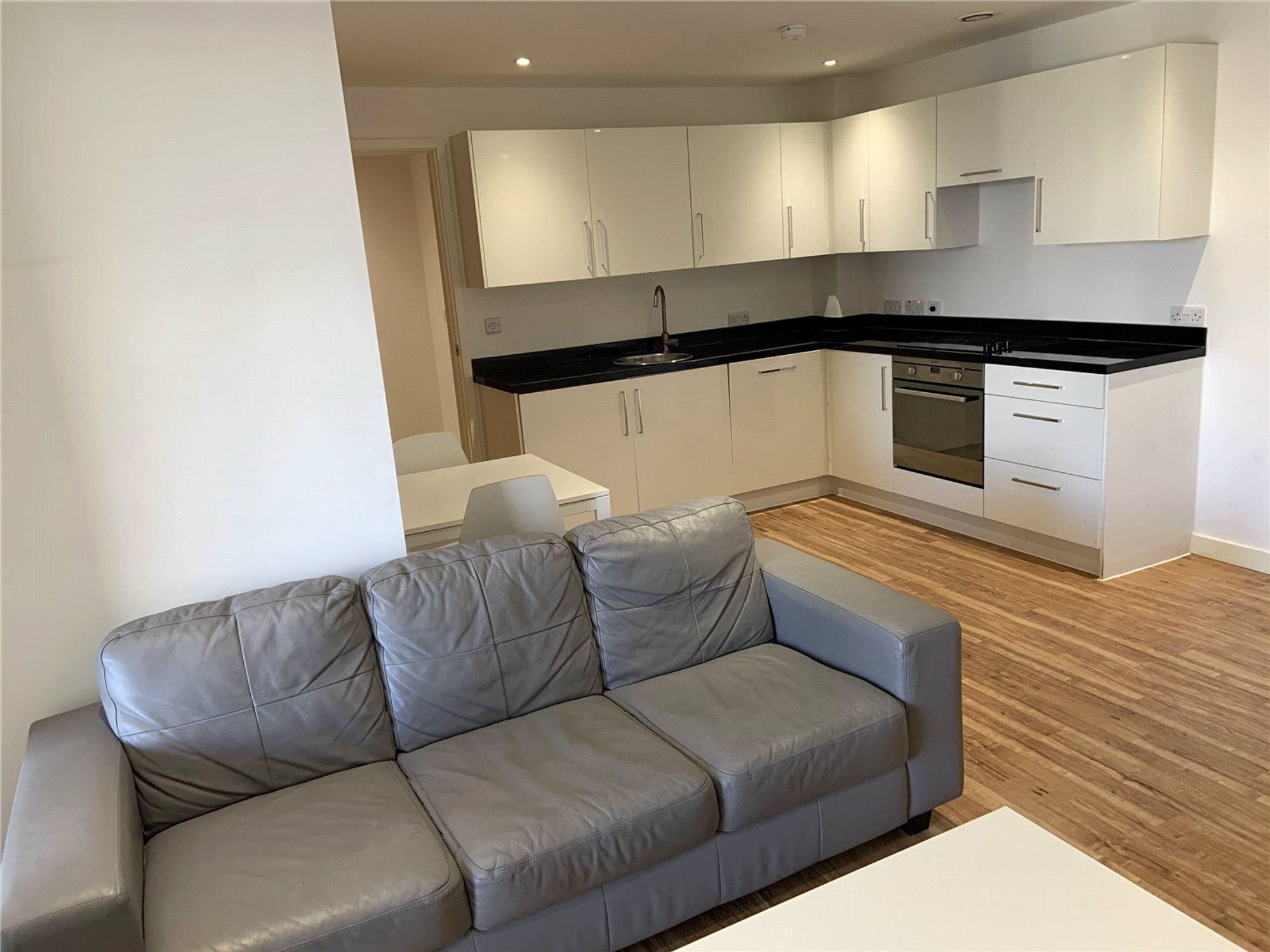 Flat Elmira Way in Salford