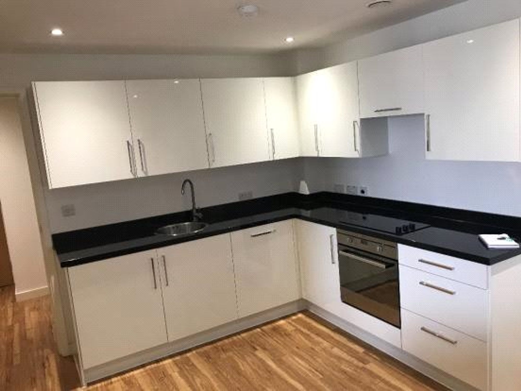 Flat Elmira Way in Salford