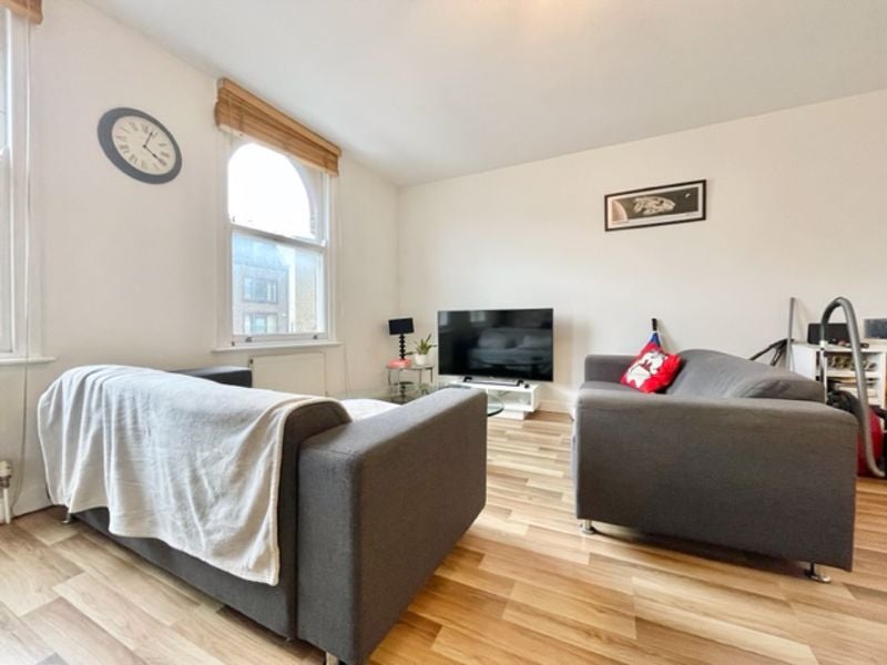 Flat Walworth Road in Greater London