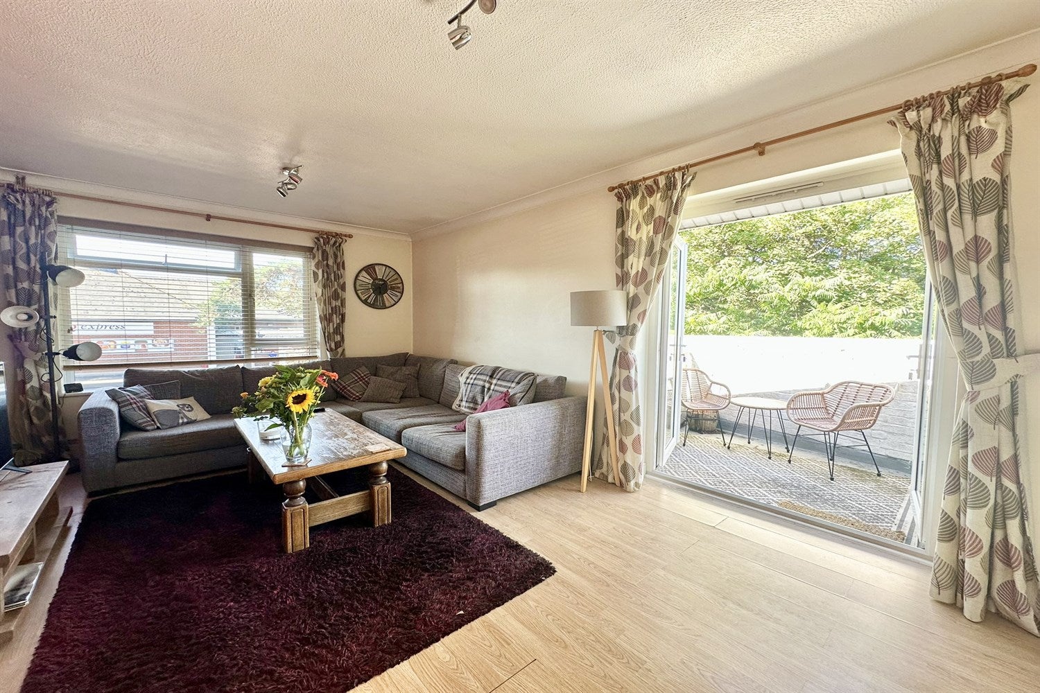 Flat Pulborough Road in Storrington
