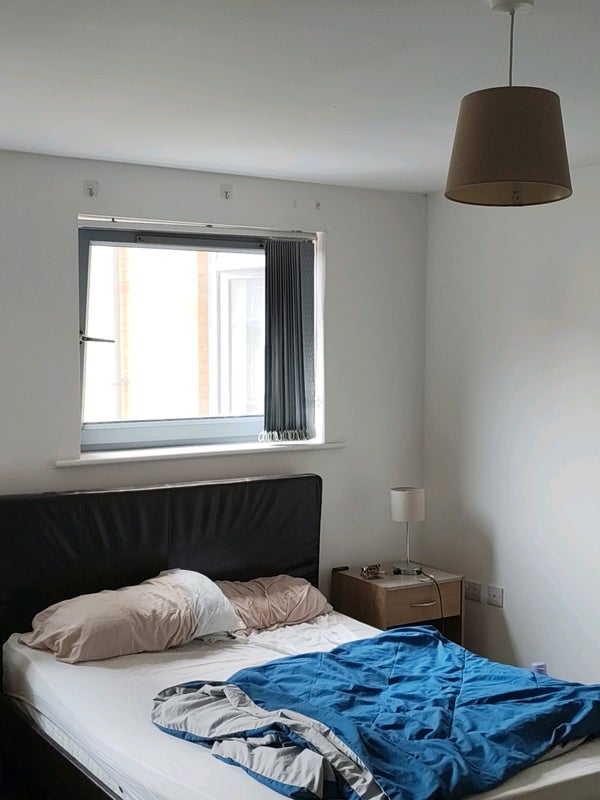 Room Elmira Way in Salford