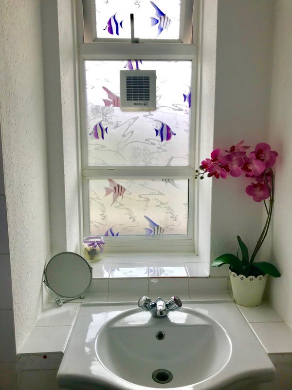 Room Lancaster Court in Greater London