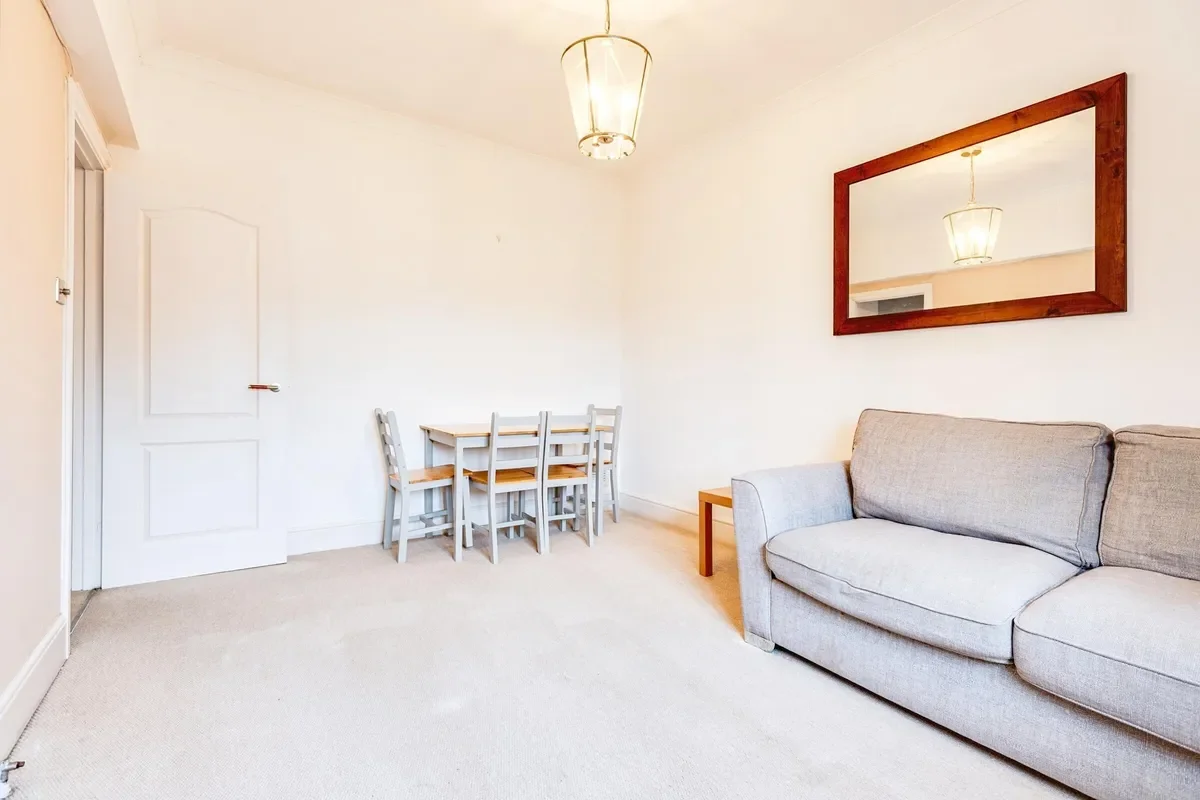 Flat Burra Close in South Oxfordshire