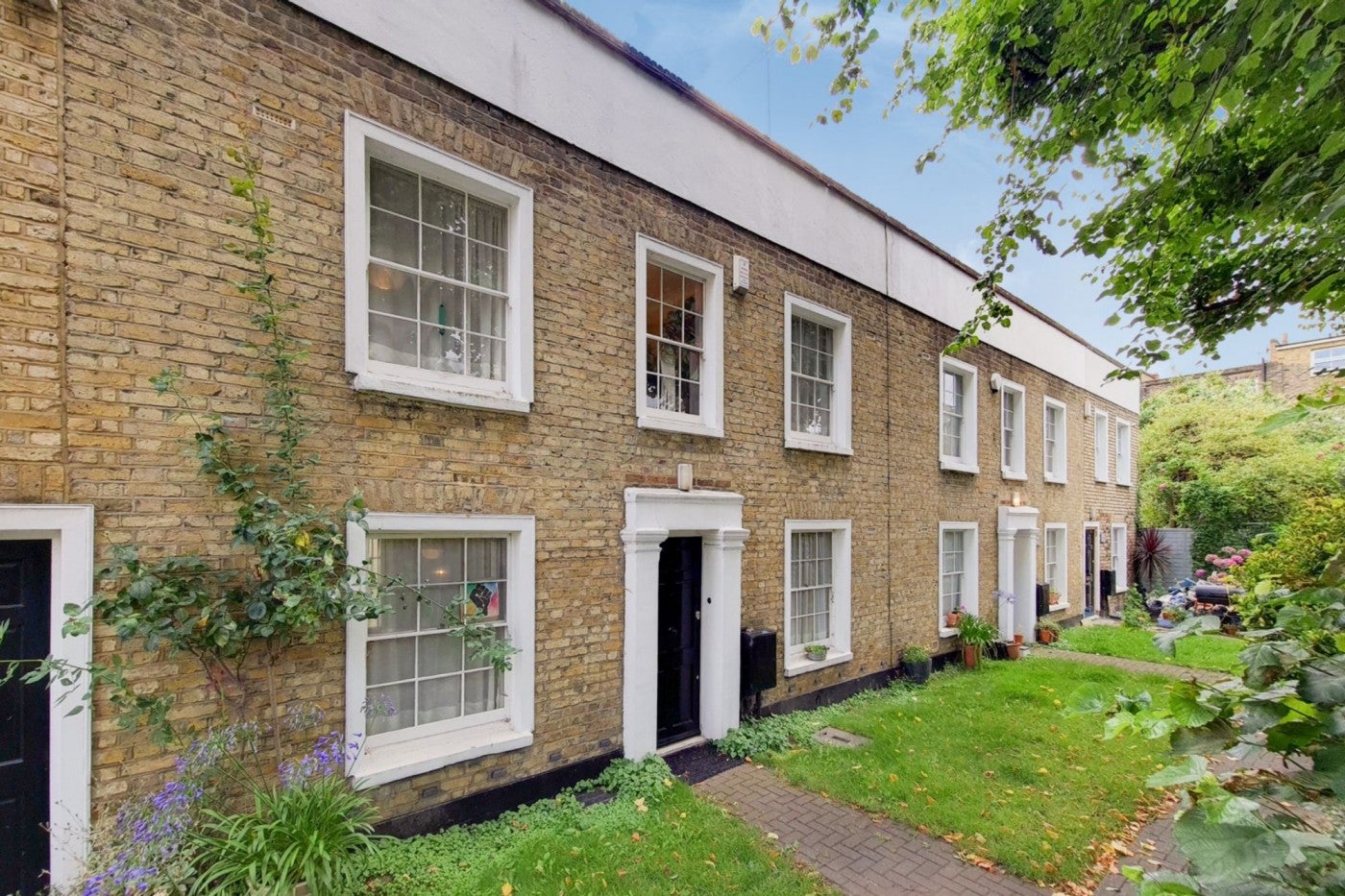 House Medina Road in Greater London