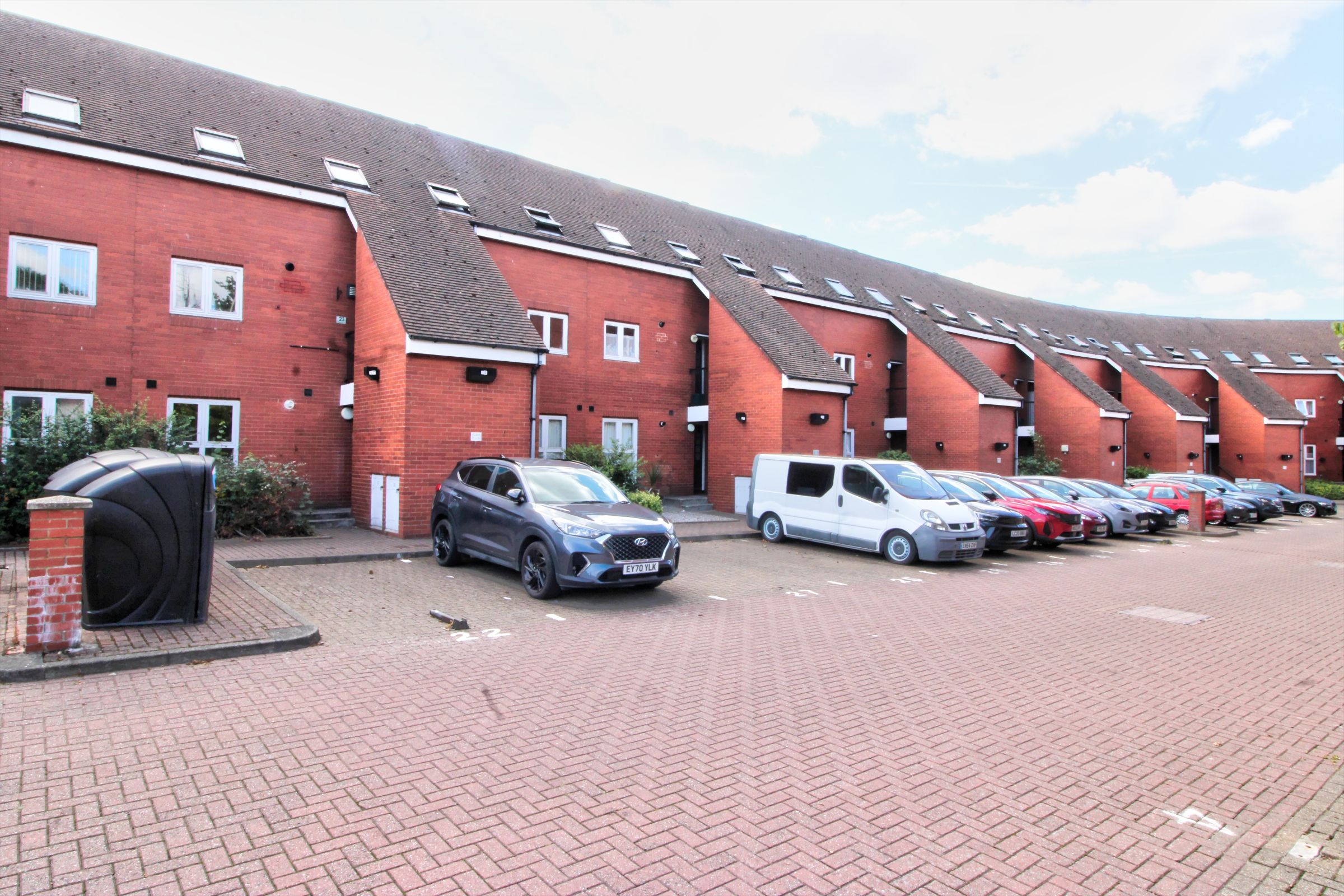 Flat Netteswell Orchard in Harlow