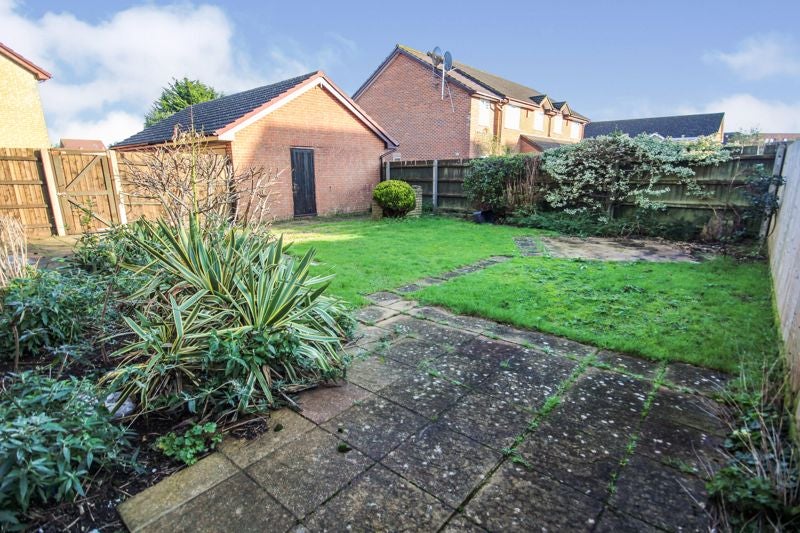House Smithson Close in Poole