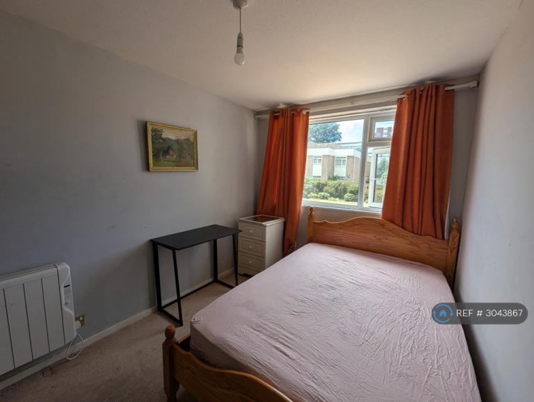 Flat Grove Road in Bournemouth