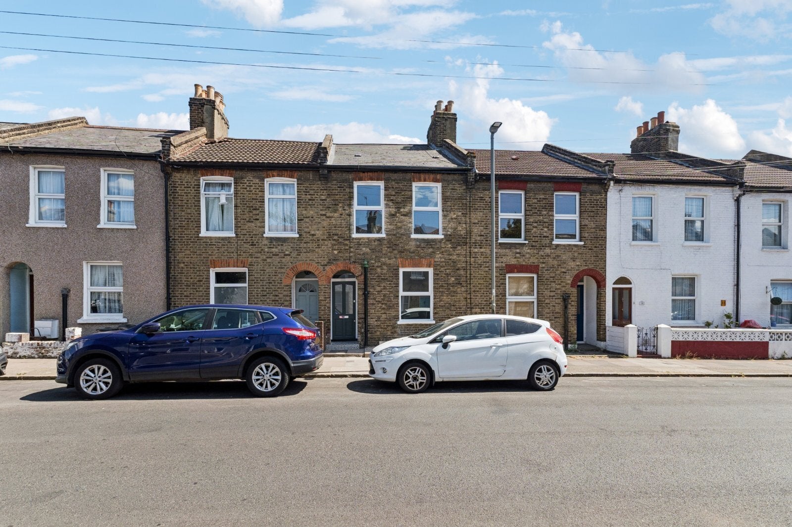 House Besley Street in Greater London