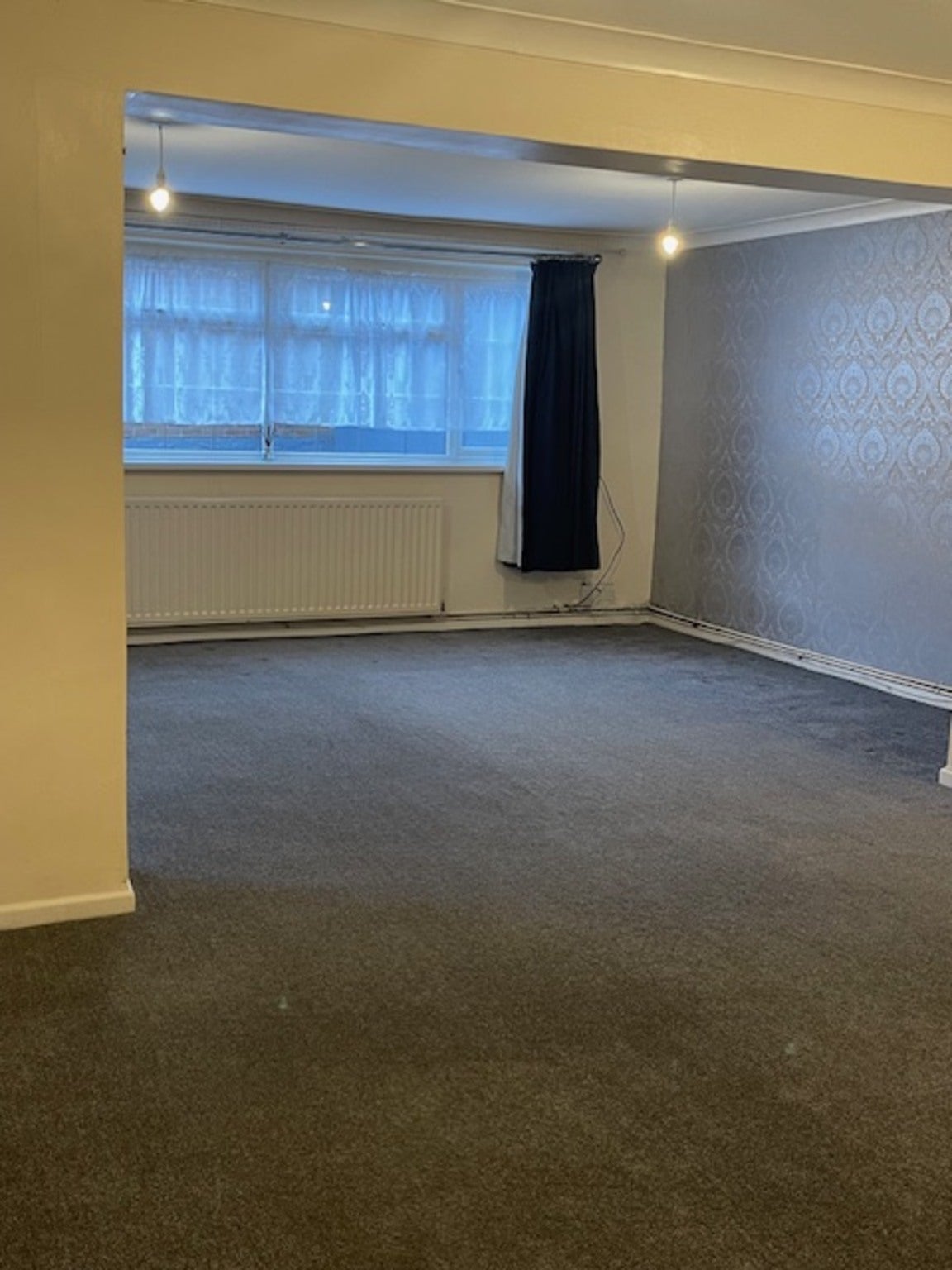 Flat Chetwynd Road in Wolverhampton