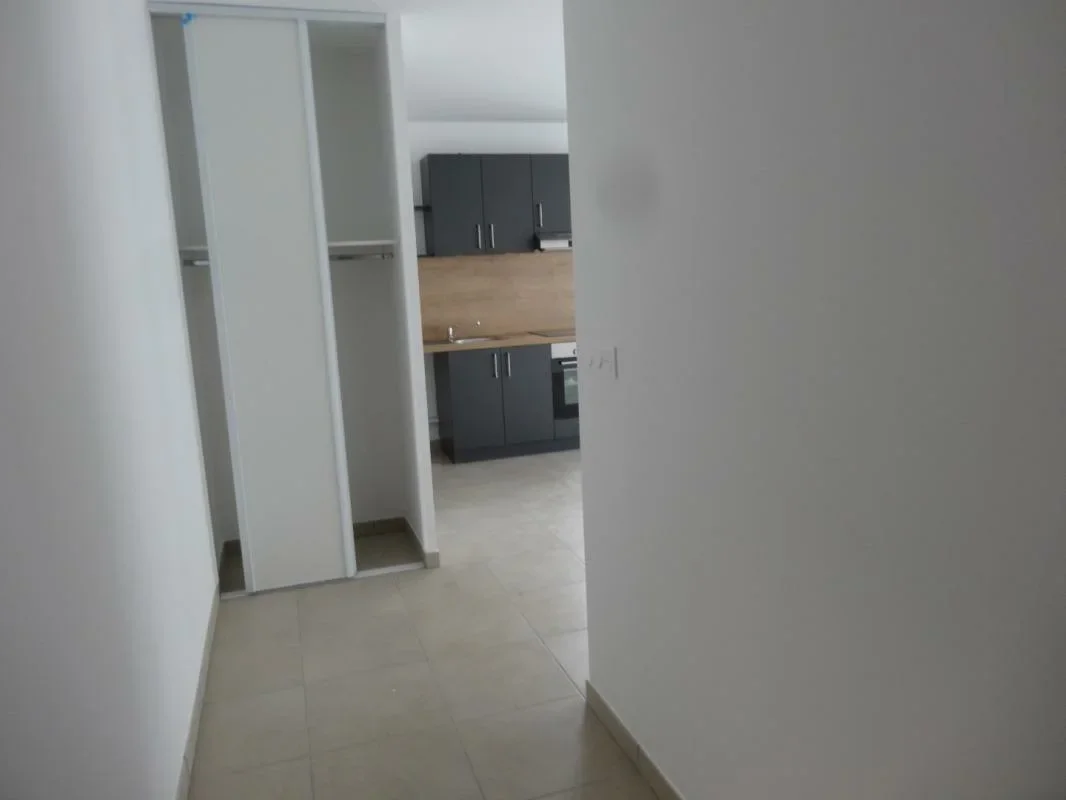 Appartement Rue Chantal Sandrin à Lyon