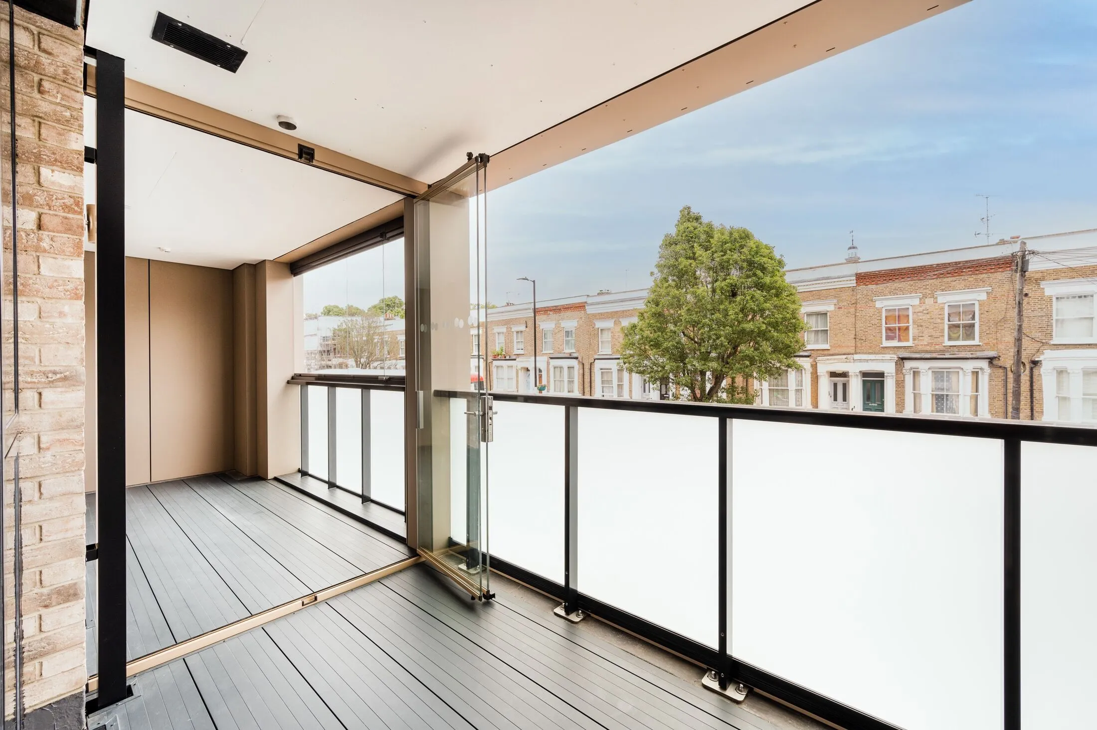 Flat Shirland Road in City of Westminster