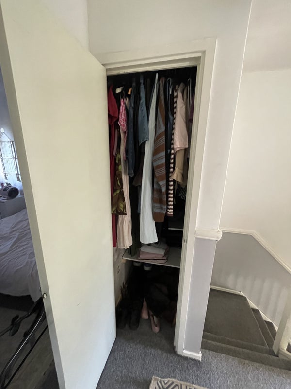 Room St Albans Road in Greater London