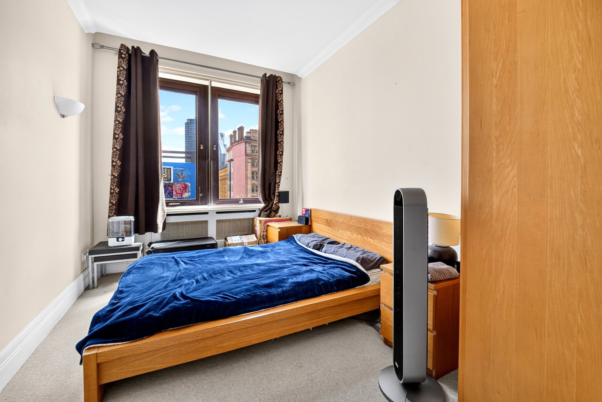 Flat Hatfields in Greater London
