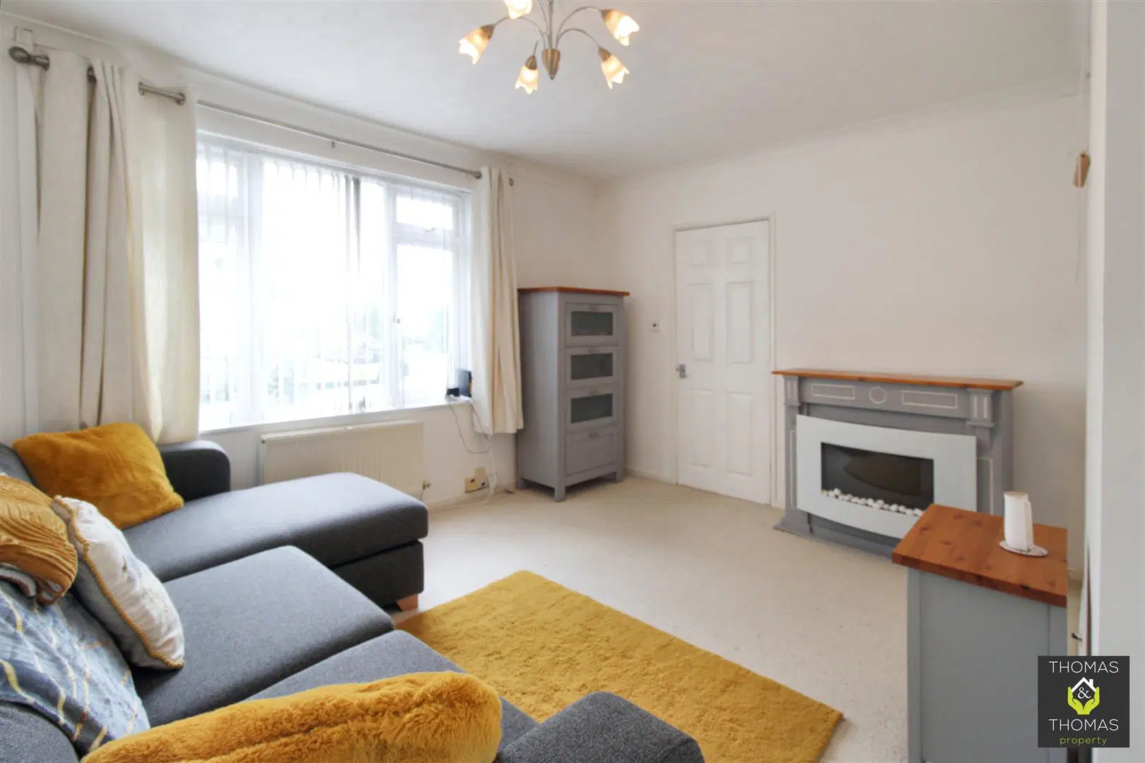 House Oakleaze in Gloucester