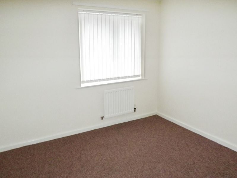 Flat Woodhorn Court in Ashington
