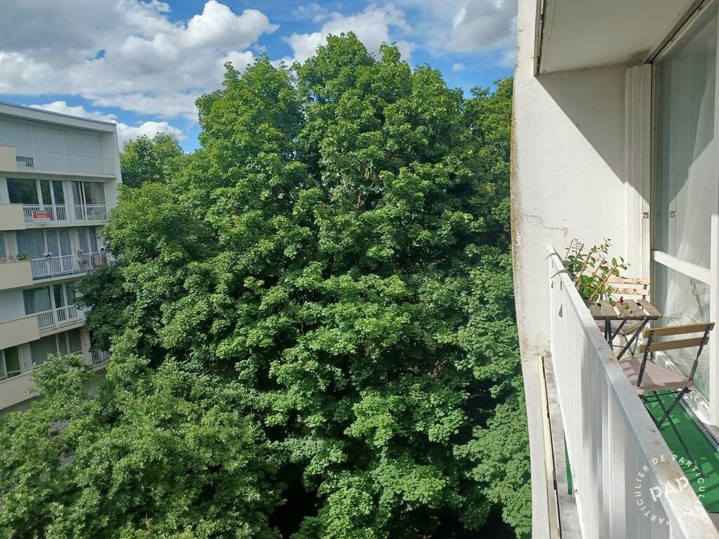 Room Boulevard du Port in Cergy