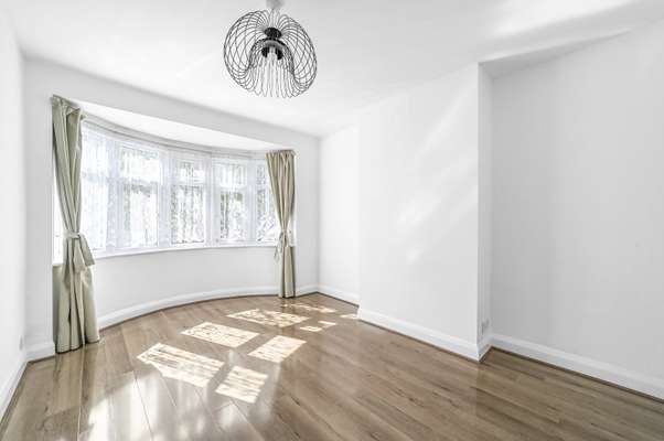 House Sanderstead Road in Greater London