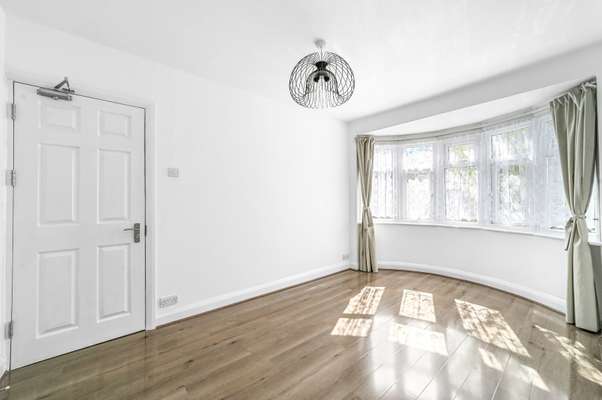 House Sanderstead Road in Greater London