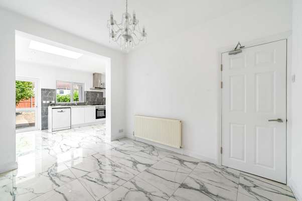 House Sanderstead Road in Greater London