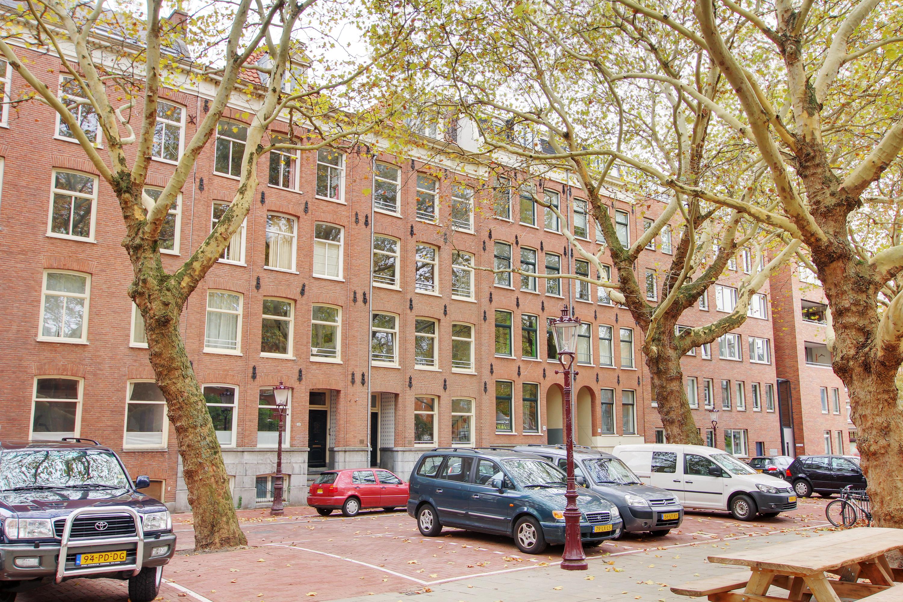 Appartement Van Oldenbarneveldtplein 18