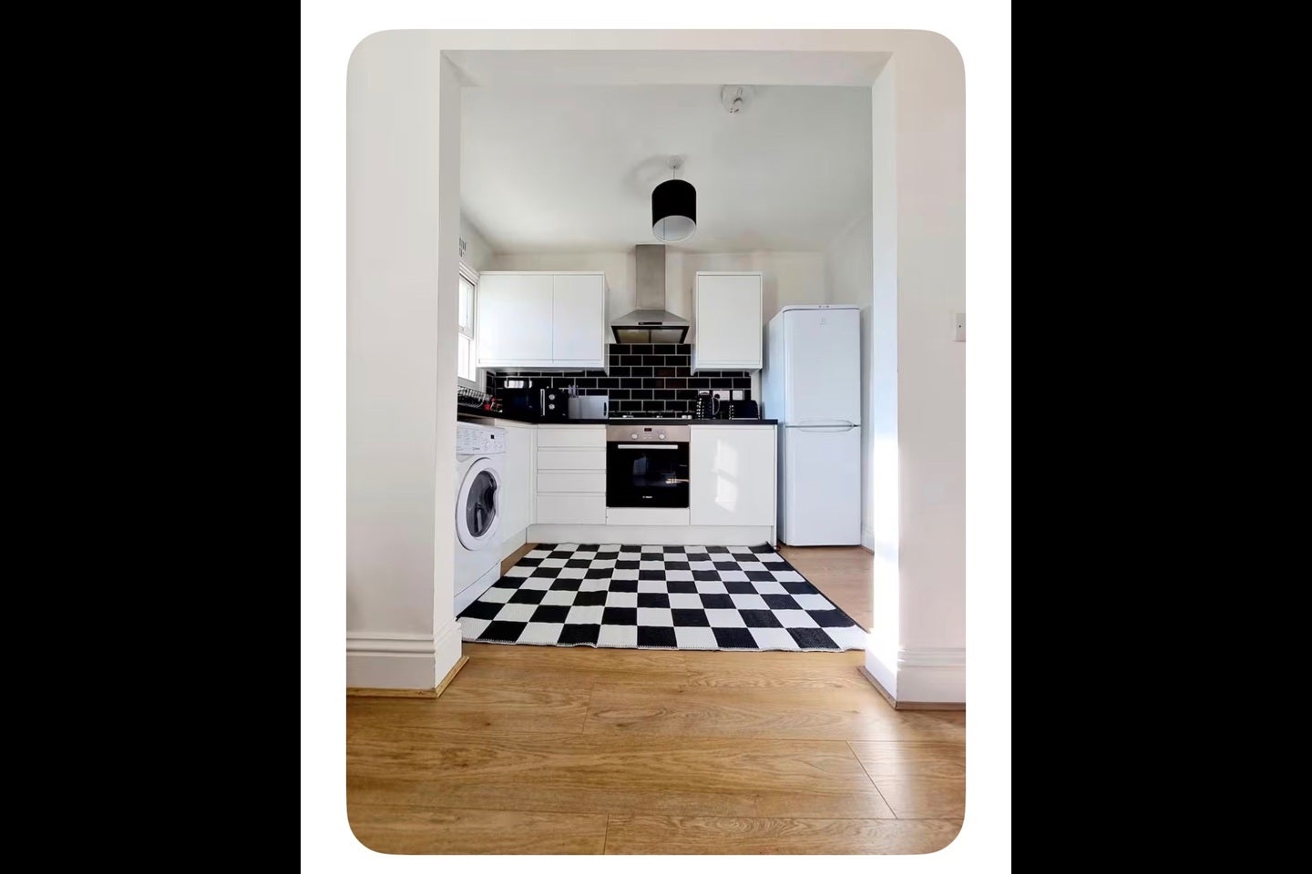 Flat Grove Road in Greater London