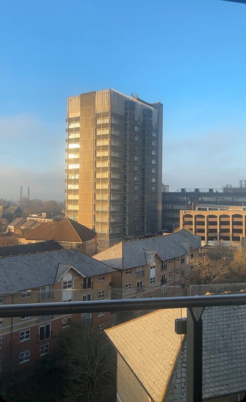 Room Wandle Road in Greater London