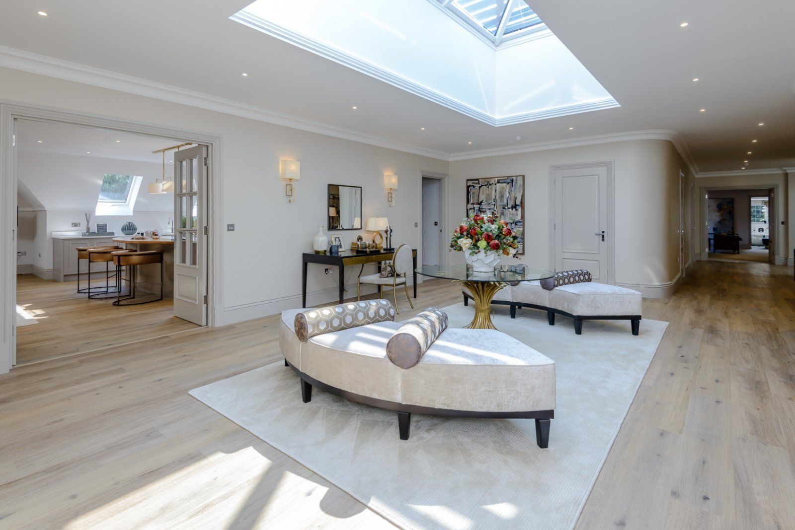 Flat Brockenhurst Road in South Ascot