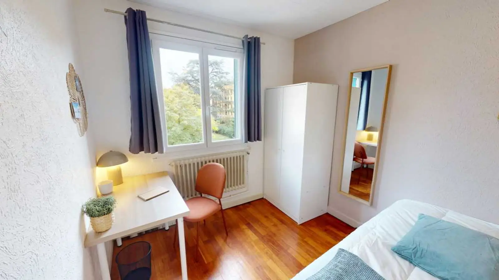 Chambre Place de la Croix-Rousse à Lyon