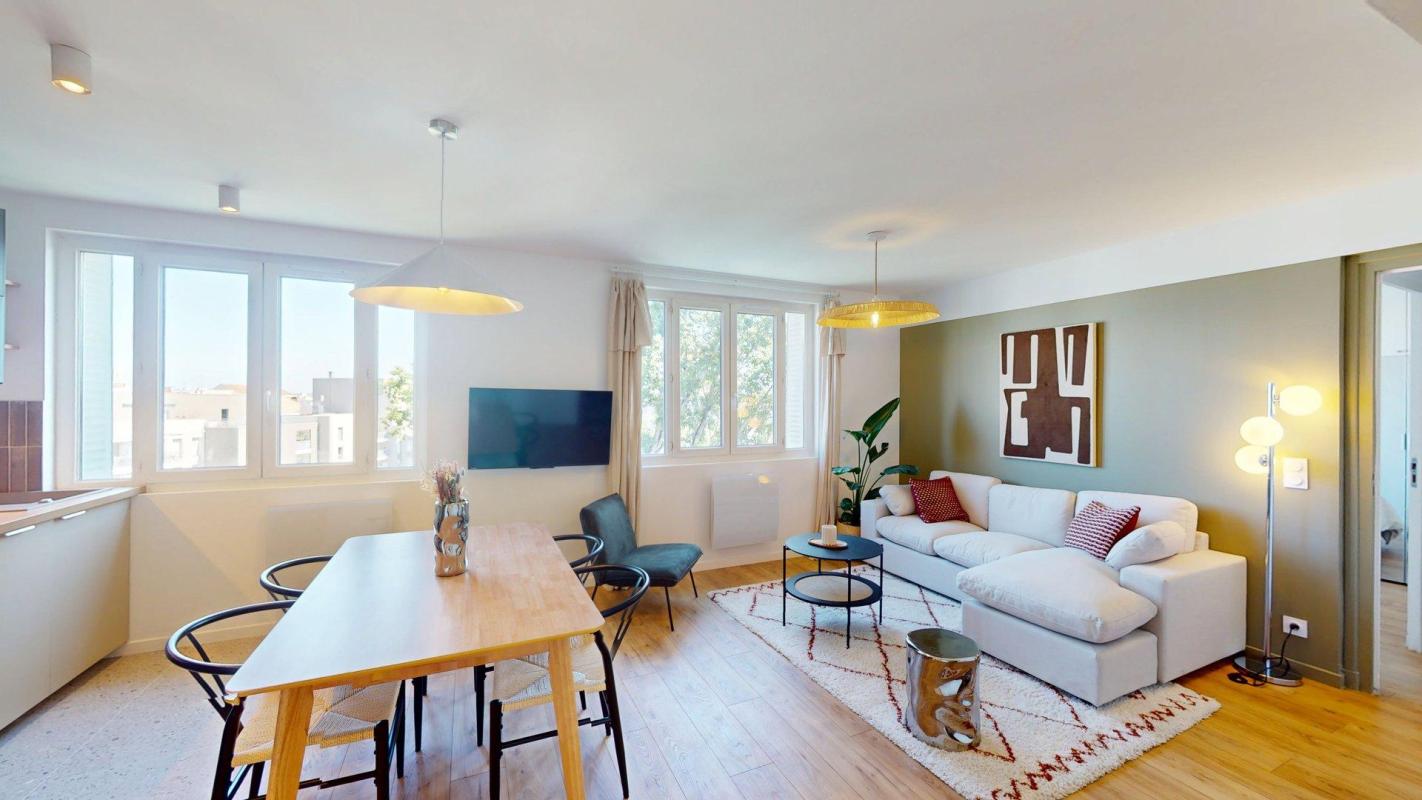 Flat Avenue Roger Salengro in Villeurbanne