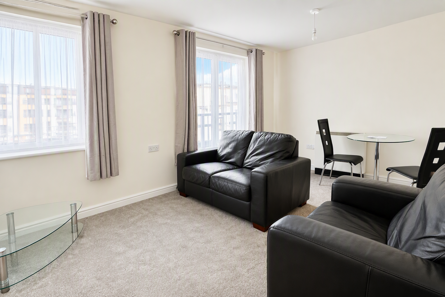 Flat Castle Way in Southampton
