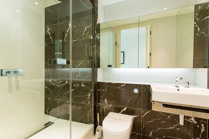 Flat Baltimore Wharf in Greater London