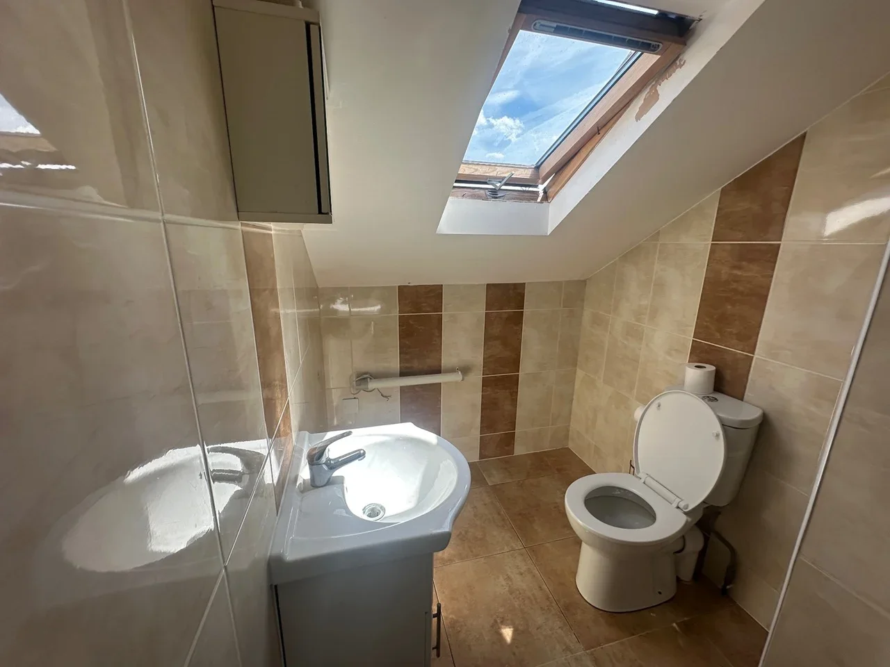 Flat Hertford Road in Greater London