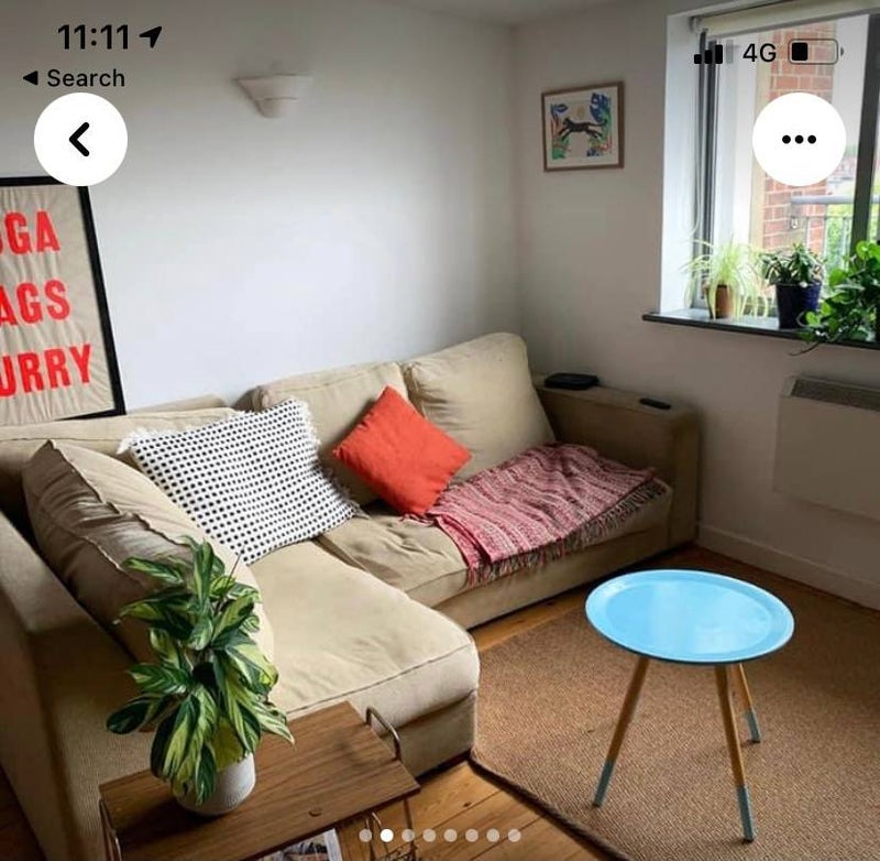 Room Somerford Grove in Greater London