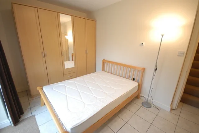Flat Franciscan Road in Greater London