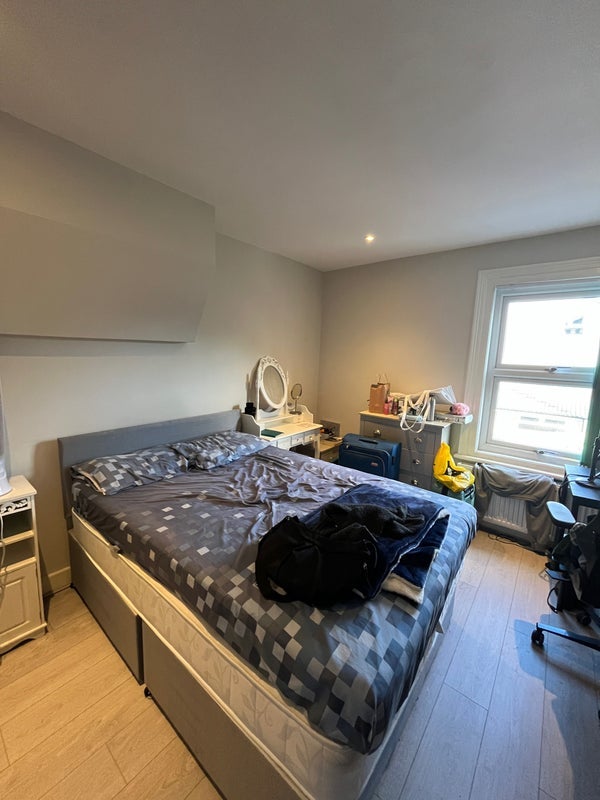 Room St John's Avenue in Liverpool