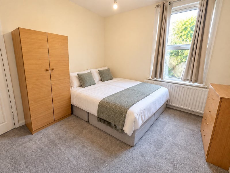 Flat Romford Road in Greater London