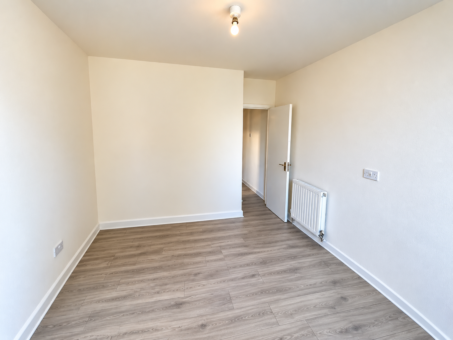 Flat Romford Road in Greater London