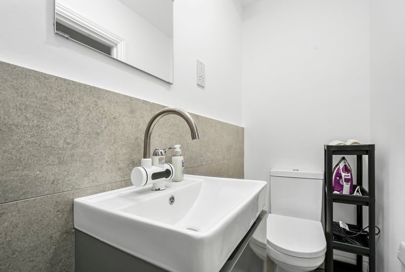 Flat Camille Close in Greater London