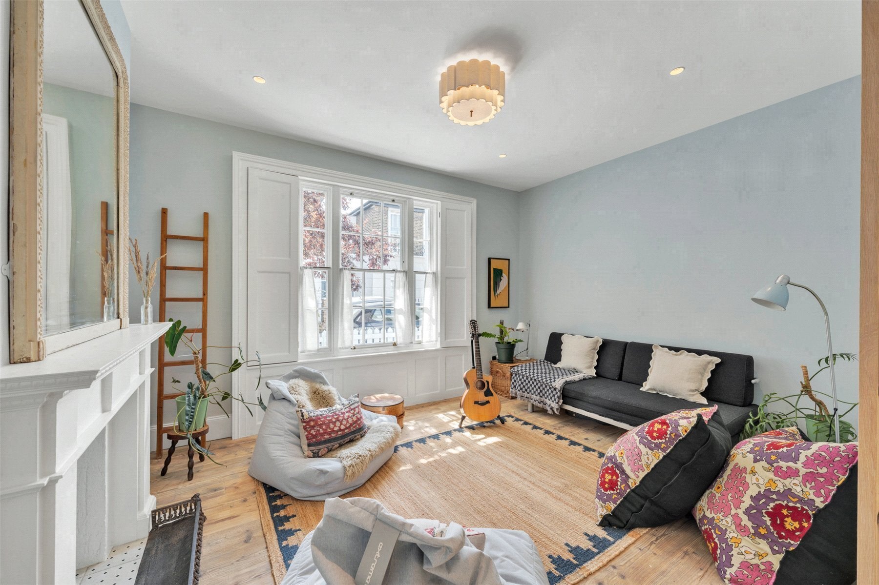 Flat Oak Village in Greater London
