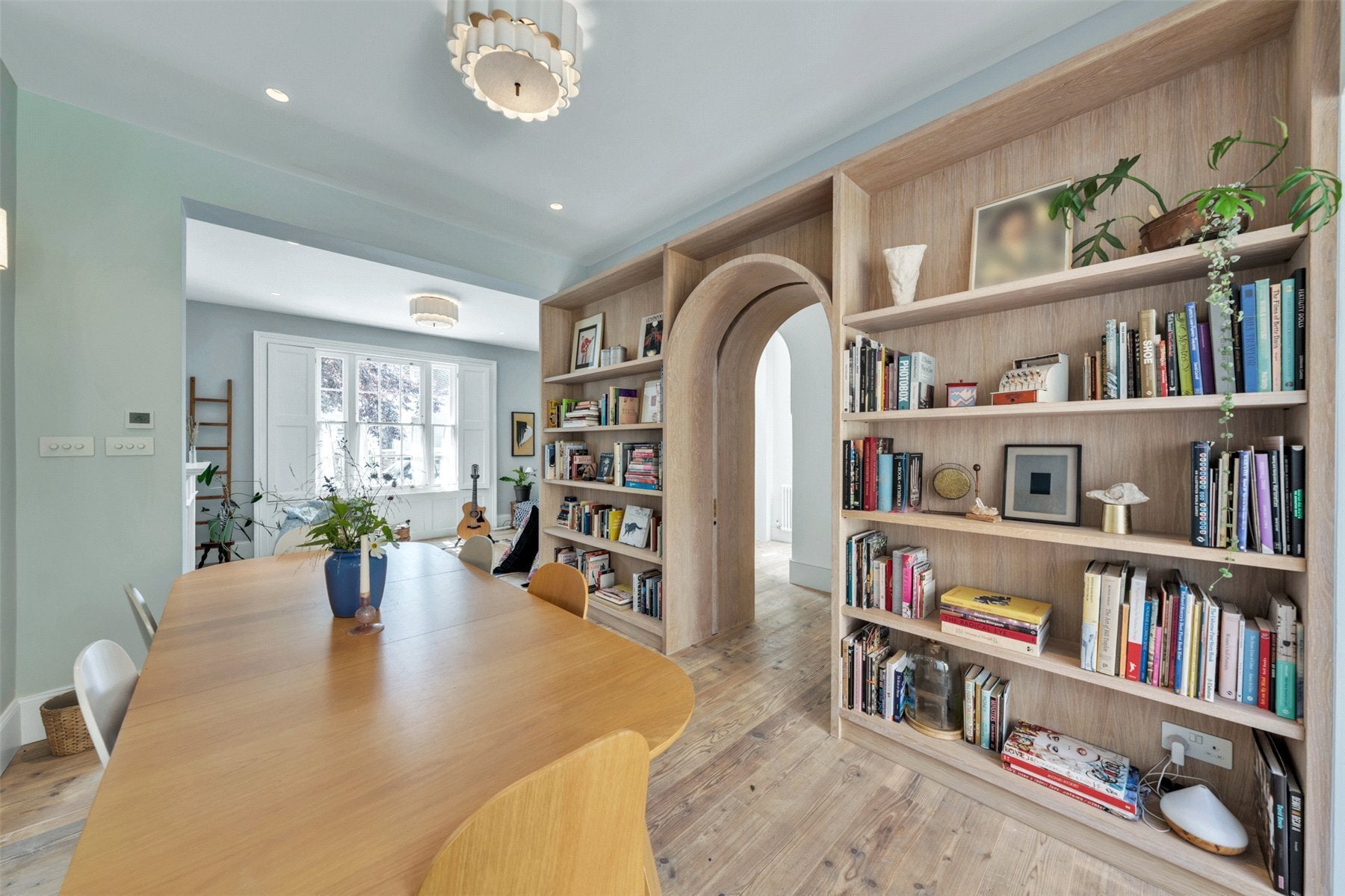 Flat Oak Village in Greater London