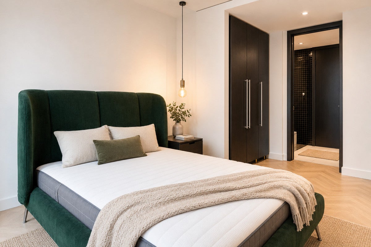 Flat Earl Street in Greater London