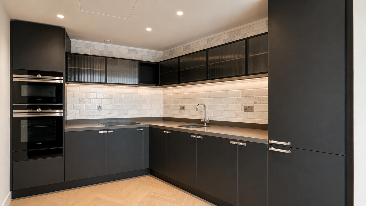 Flat Earl Street in Greater London