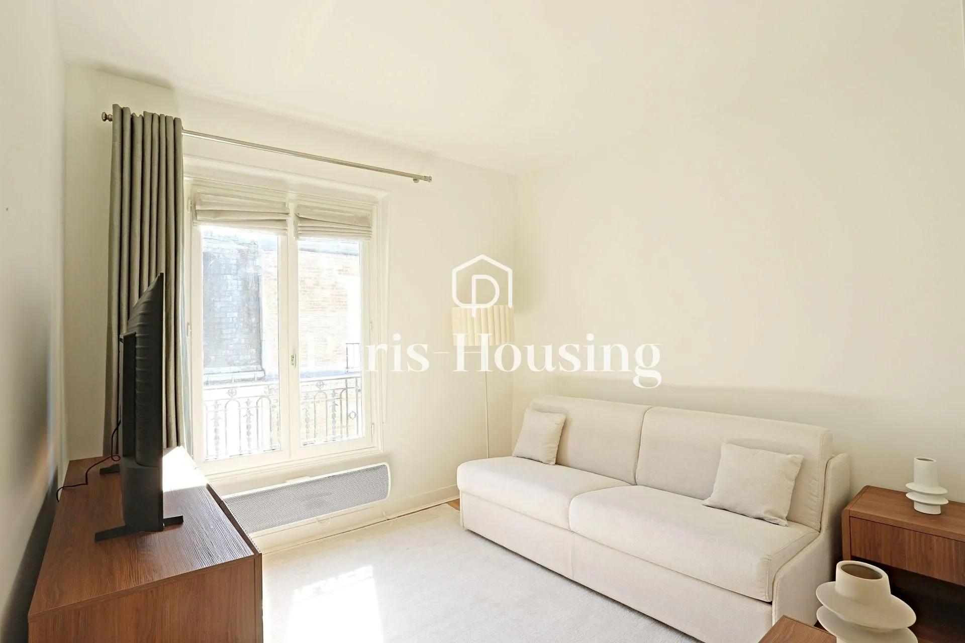 Appartement Rue Sarasate à Paris