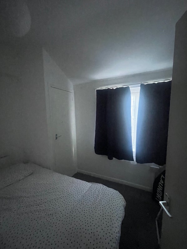 Room Cranford Street in Greater London