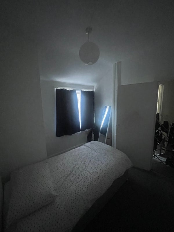 Room Cranford Street in Greater London