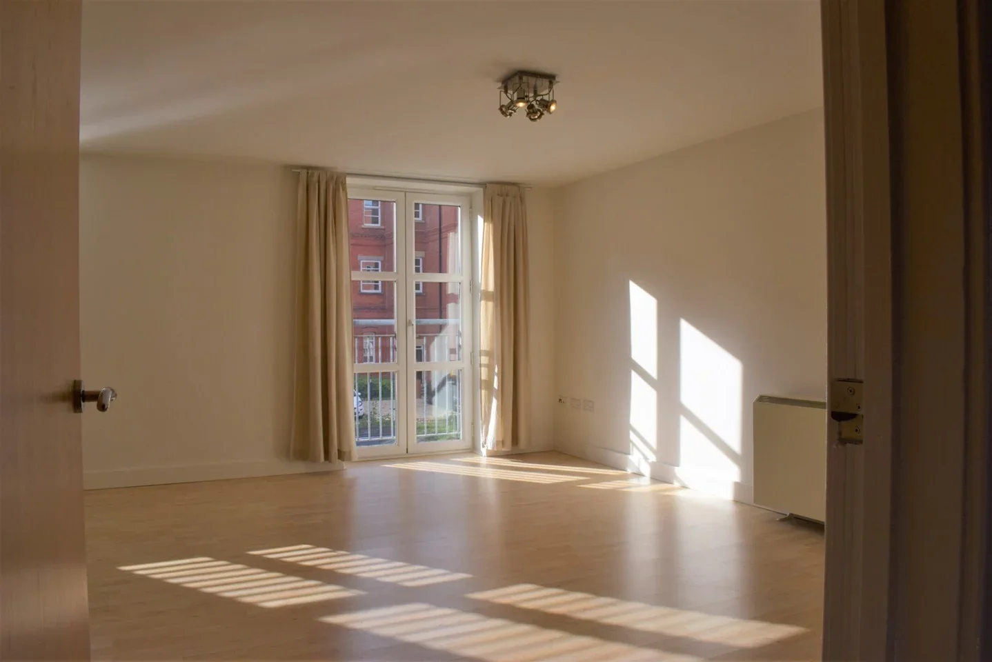 Flat Ockbrook Drive in Nottingham