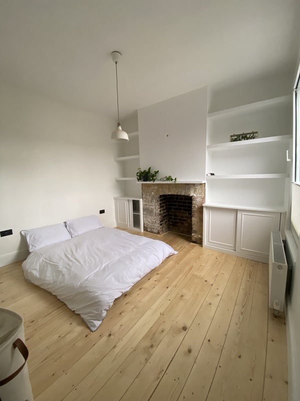 Room Boleyn Road in Greater London