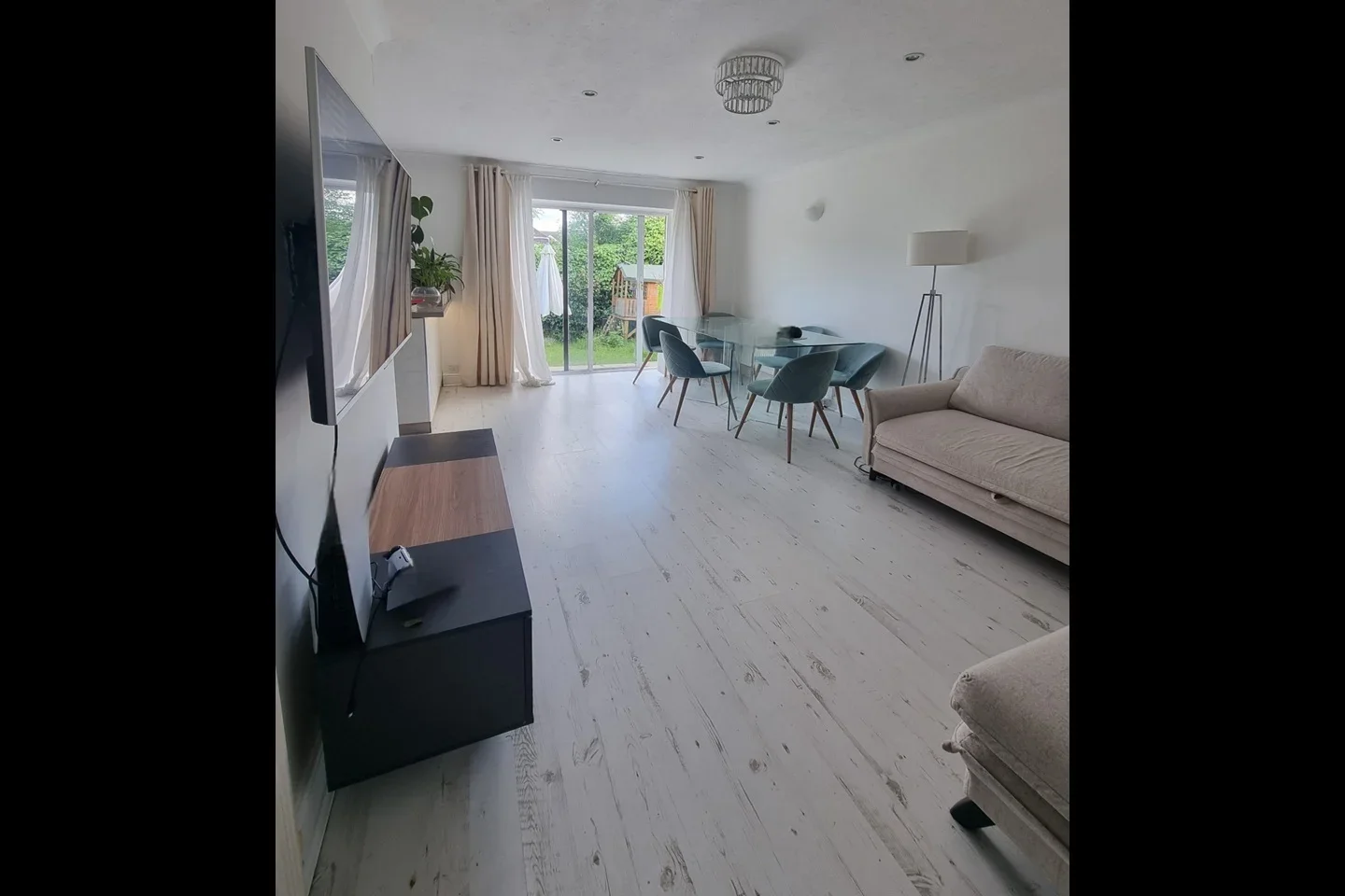 House Melrose Avenue in Hertsmere